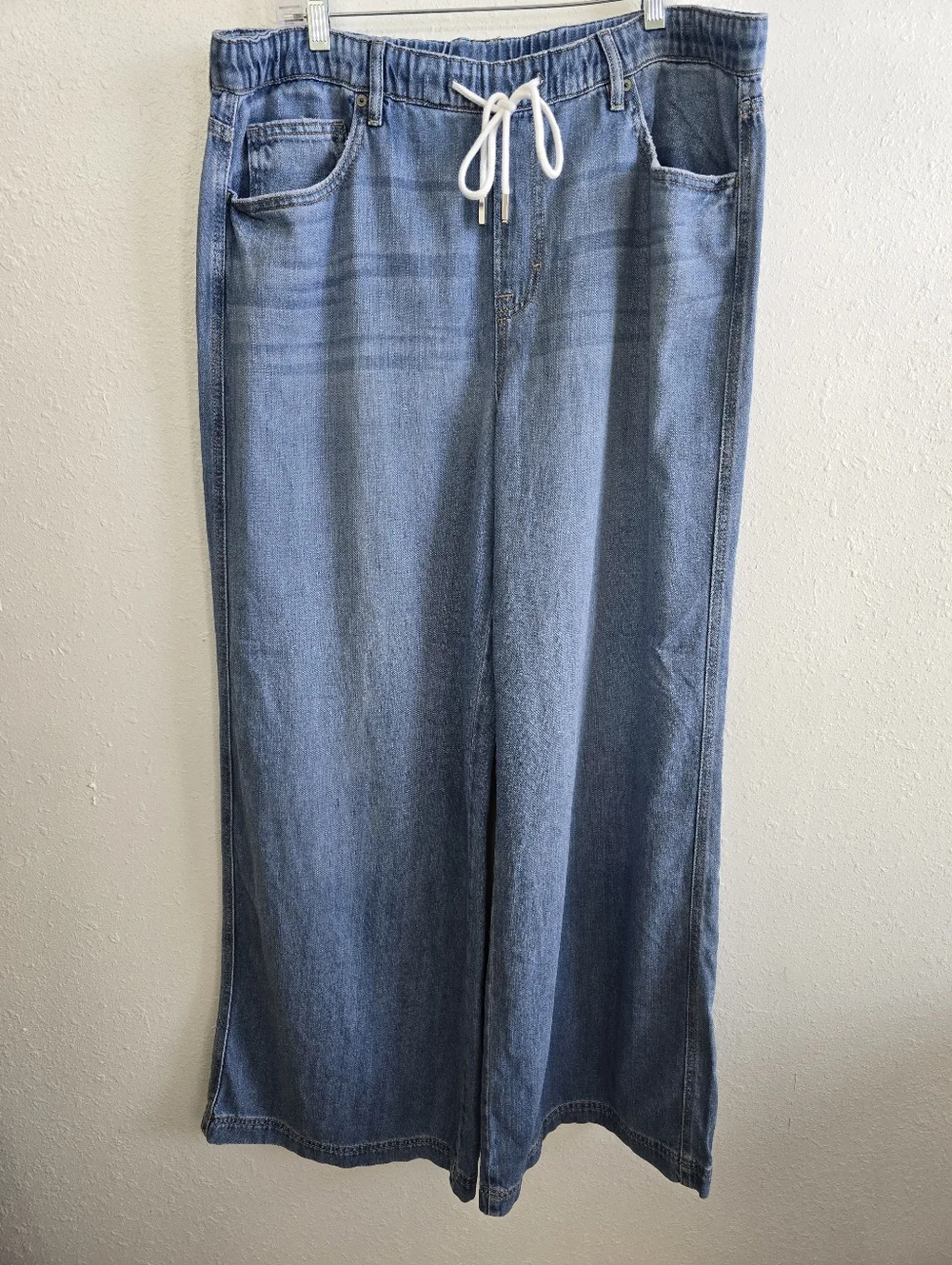 Wide Leg Light Blue Drawstring Jeans - Picture 6 of 11